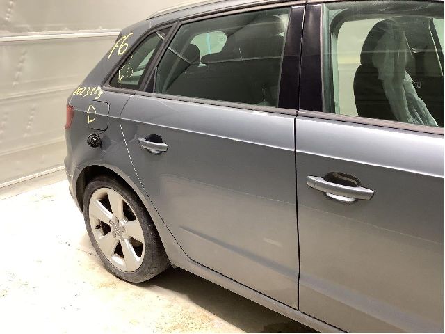 Dør høyre bak til Audi A3 2012-2016 (Type III, Fase 1)  (AUDI|8V4 833 052 A|)