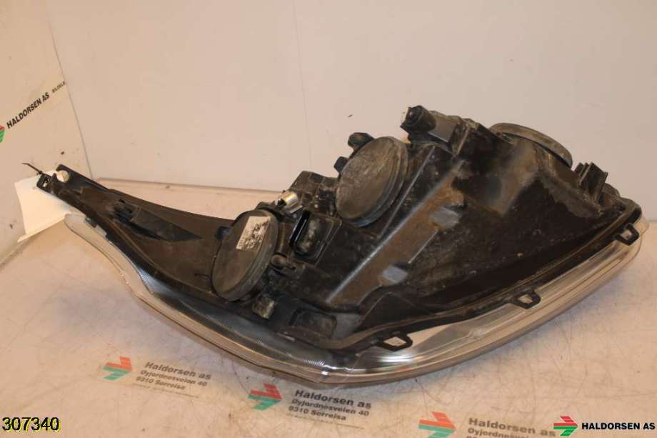 Frontlykt venstre halogen til Ford Transit Custom 2013-2023 (Type I)  (FORD|1866470|)
