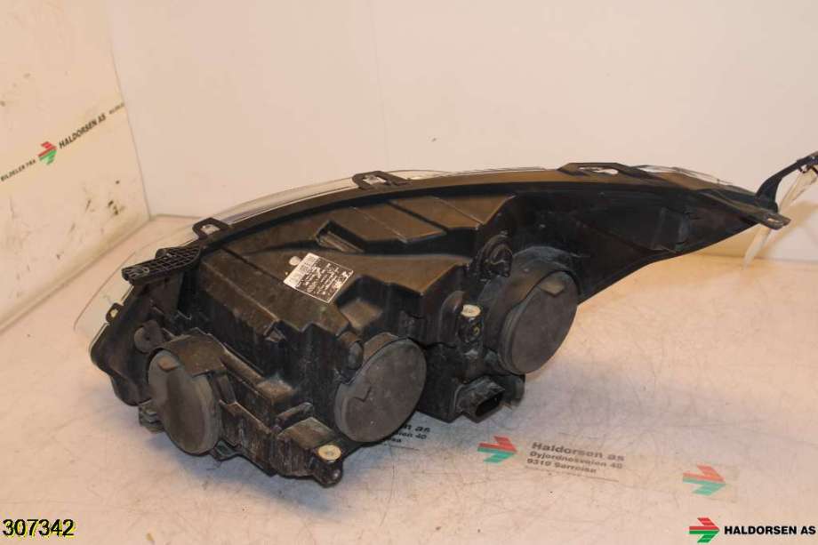 Frontlykt høyre halogen til Ford Transit Custom 2013-2023 (Type I)  (FORD|1866441|)