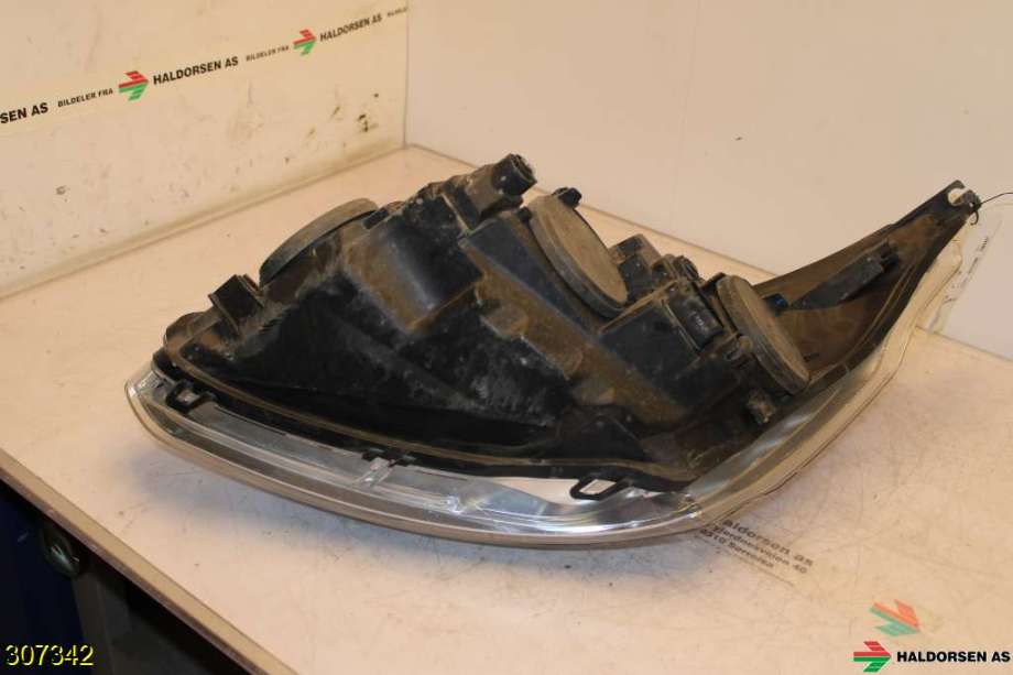 Frontlykt høyre halogen til Ford Transit Custom 2013-2023 (Type I)  (FORD|1866441|)