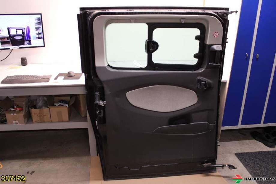 Dør venstre skyvedør til Ford Transit Custom 2013-2023 (Type I)  (FORD|2778109|)