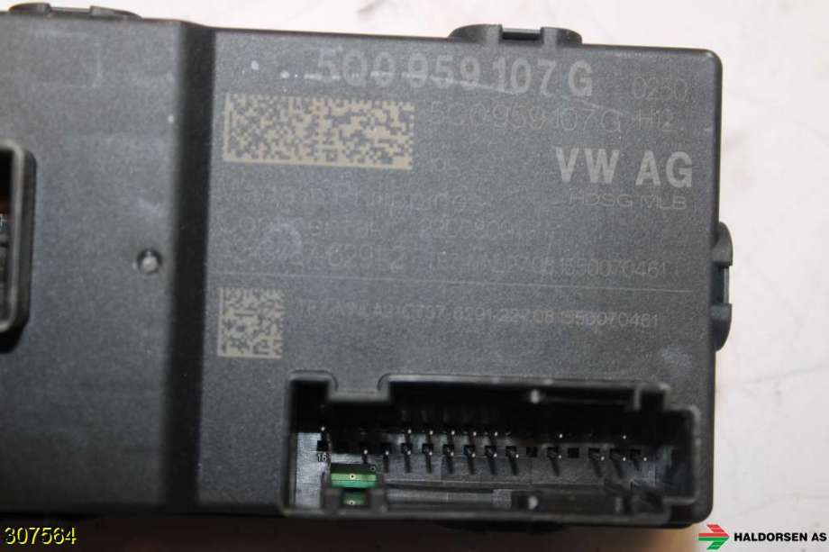 Styreenhet elektrisk bakluke til VW Passat 2015-2019 (Fase 1) (B8) (B8) (VOLKSWAGEN|5Q0 959 107 G|)
