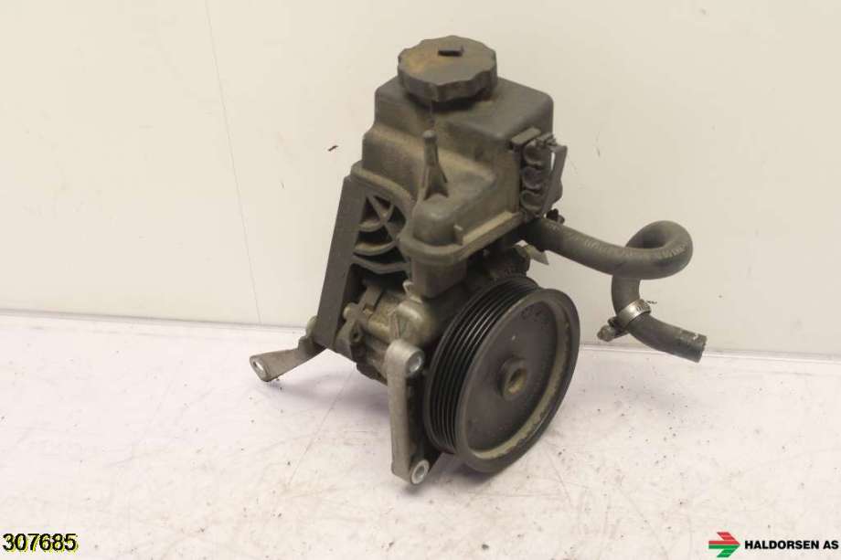 Servo pumpe mekanisk til Mercedes Vito/Viano 2010-2014 (Fase 2) (W639) (W639) (MERCEDES|A 006 466 78 01|)