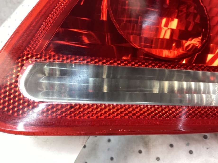 Baklykt høyre indre til BMW 5-Serie 2003-2010 (E60/E61) (E60/E61) (BMW|63 21 7 165 830|)