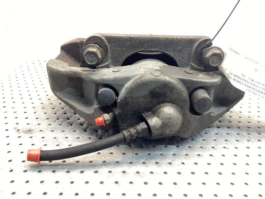 Bremsecaliper venstre foran til BMW 5-Serie 2003-2010 (E60/E61) (E60/E61) (BMW|34 11 6 766 557|)