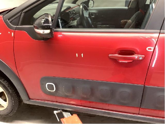 Dør venstre foran til Citroën C3 2016-->> (Type III)  (CITROEN|98 126 743 80|)