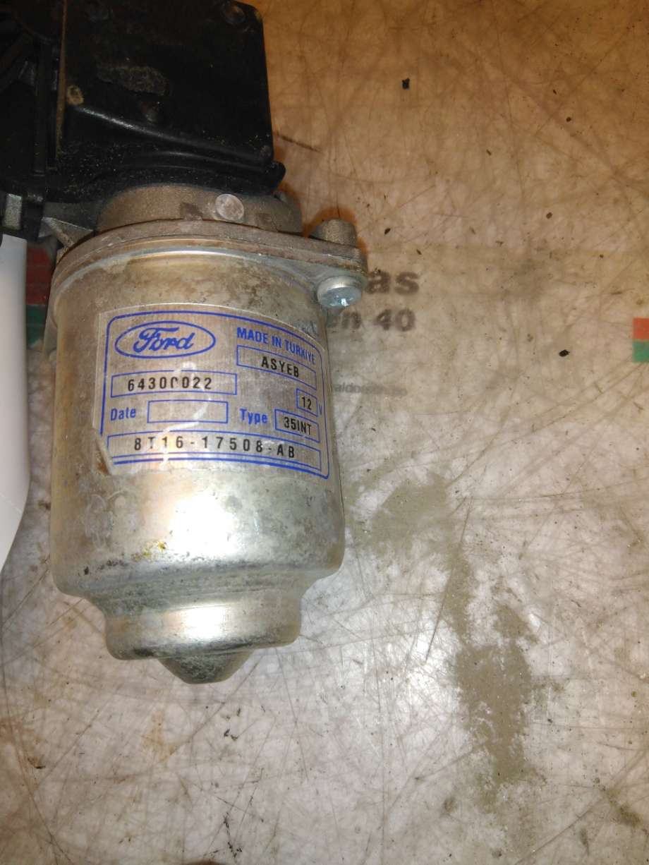 Viskermotor frontrute til Ford Transit Connect 2009-2013 (Type I, Fase 2)  (FORD|5081623|)