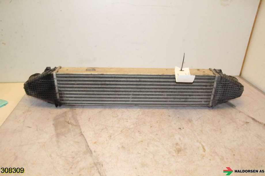 Intercooler til Mercedes E-Klasse 2009-2013 (Fase 1) (W212) (W212) (MERCEDES|A 204 500 01 00|)
