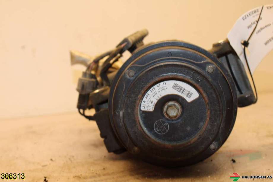 Aircondition kompressor til Mercedes E-Klasse 2009-2013 (Fase 1) (W212) (W212) (MERCEDES|A 002 230 92 11|)