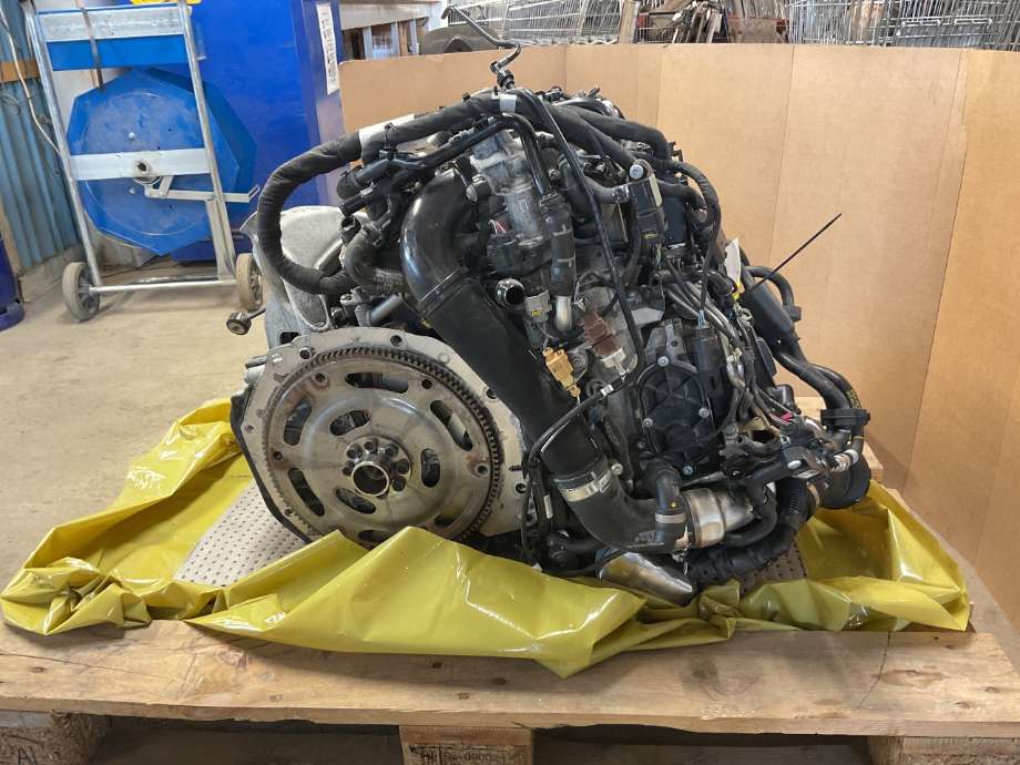 Motor diesel til Audi Q5 2017-->> (Type II)  (AUDI|04L 100 091 C|MOTORKODE DETA|)
