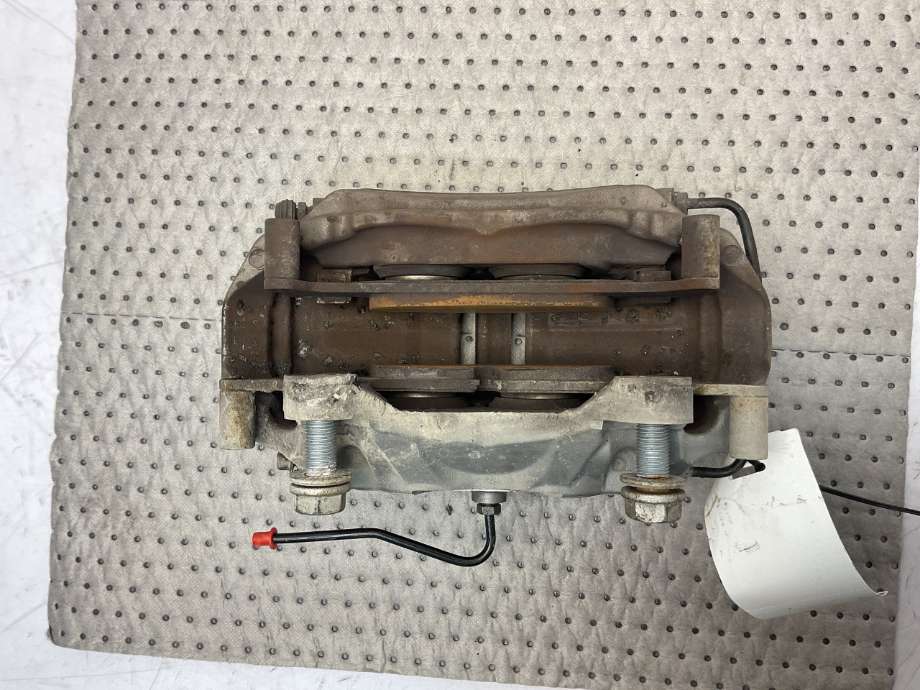 Bremsecaliper venstre foran til Audi Q5 2017-->> (Type II)  (AUDI|8W0 615 107 E|)