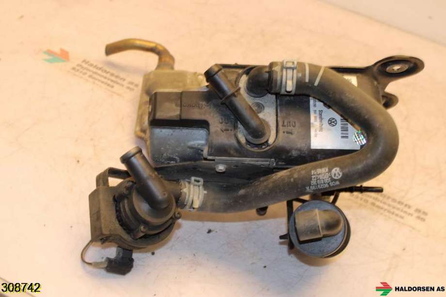 Dieselvarmer til VW Passat 2015-2019 (Fase 1) (B8) (B8) (VOLKSWAGEN|5Q0 898 008 C|)