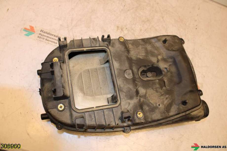 Luftfilterboks til Mercedes E-Klasse 2009-2013 (Fase 1) (W212) (W212) (MERCEDES|A 651 090 11 01|)