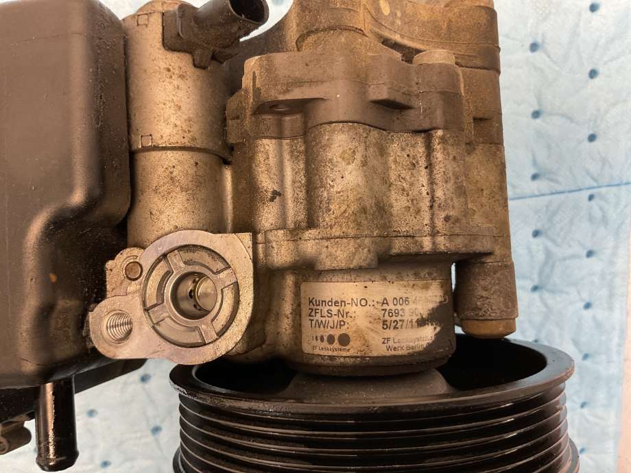 Servo pumpe mekanisk til Mercedes E-Klasse 2009-2013 (Fase 1) (W212) (W212) 