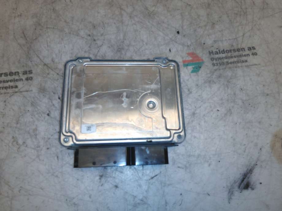Styreenhet motor til VW Golf VI 2008-2012  (VOLKSWAGEN|03C 906 016 BM|)