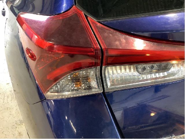 Baklykt venstre til Toyota Auris 2015-2019 (Type II, Fase 2)  (TOYOTA|8156102A51|)