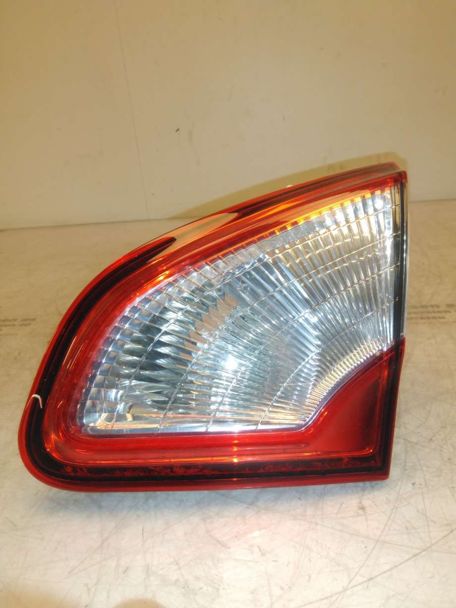 Baklykt høyre indre til Nissan Qashqai 2010-2014 (Type I, Fase 2)  (NISSAN|26550BR01A|)