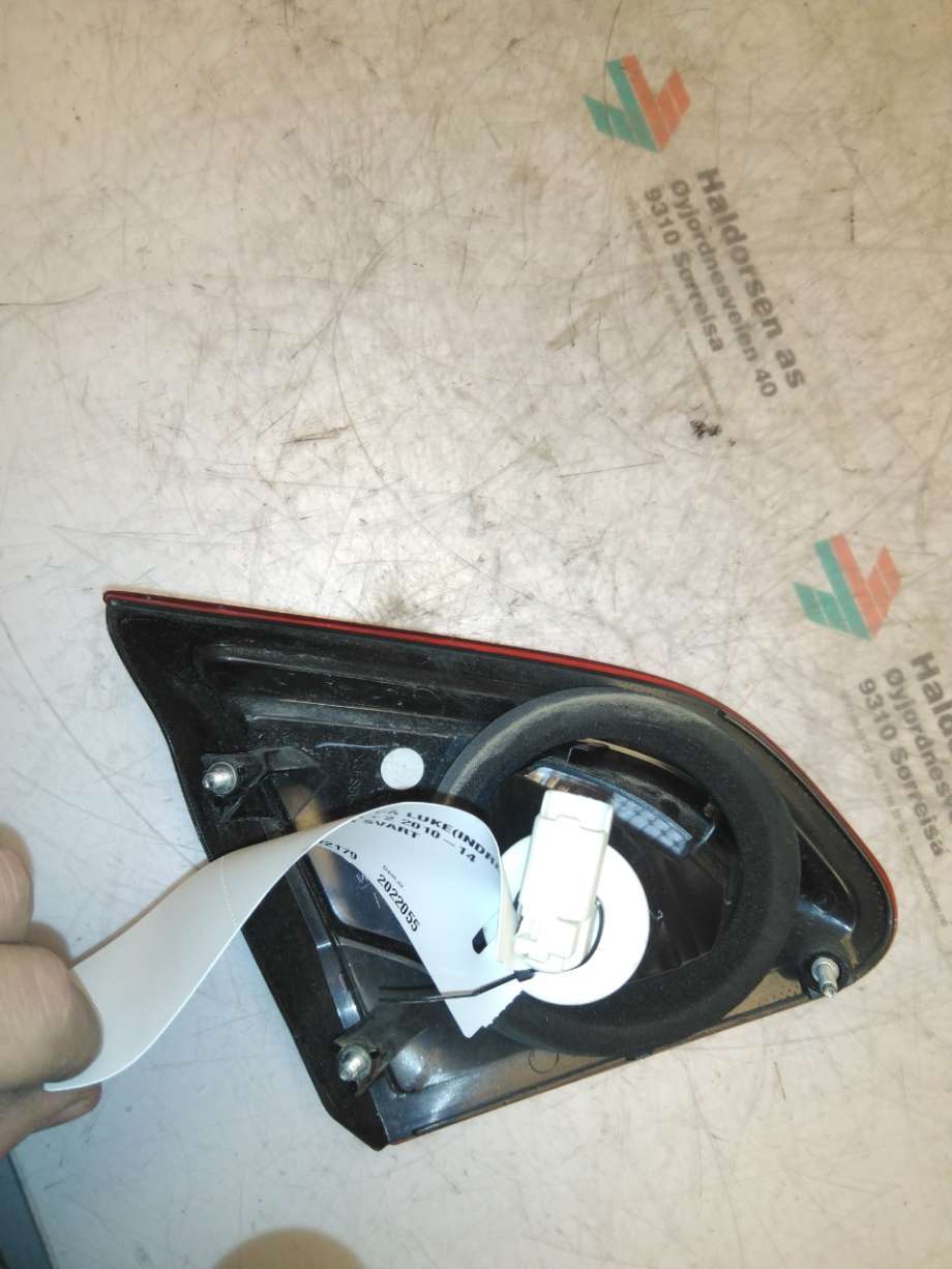 Baklykt høyre indre til Nissan Qashqai 2010-2014 (Type I, Fase 2)  (NISSAN|26550BR01A|)