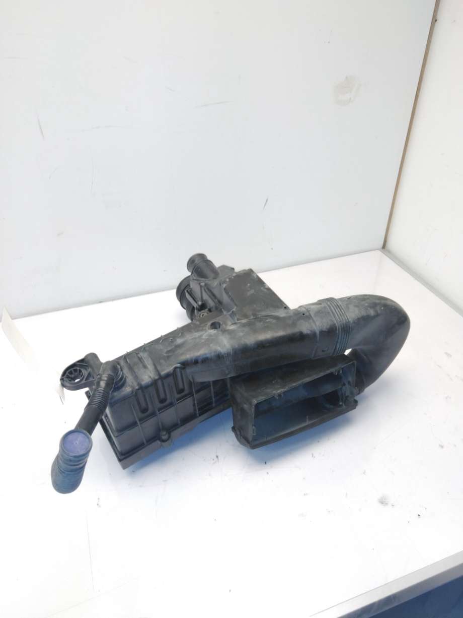 Luftfilterboks til VW Passat 2011-2015 (B7) (B7) (VOLKSWAGEN|3C0 129 607 BH|)