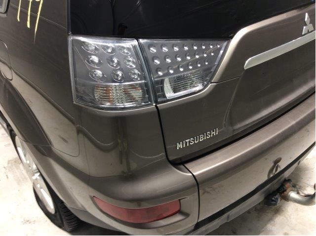 Baklykt venstre til Mitsubishi Outlander 2010-2012 (Type II, Fase 2)  (MITSUBISHI|8330A379|)