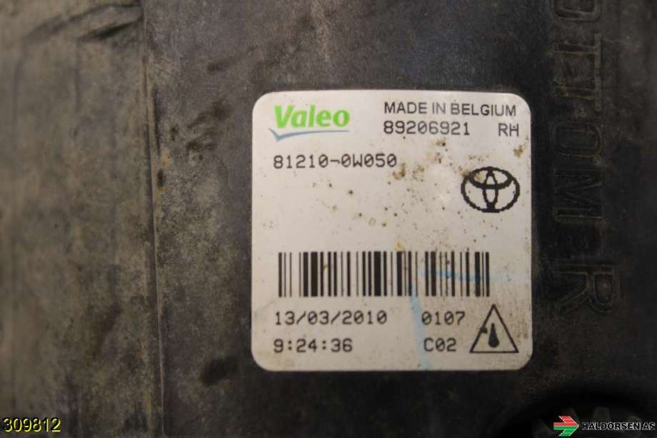 Tåkelykt høyre foran til Toyota RAV4 2009-2013 (Type III, Fase 2)  (TOYOTA|81210-0W050|)