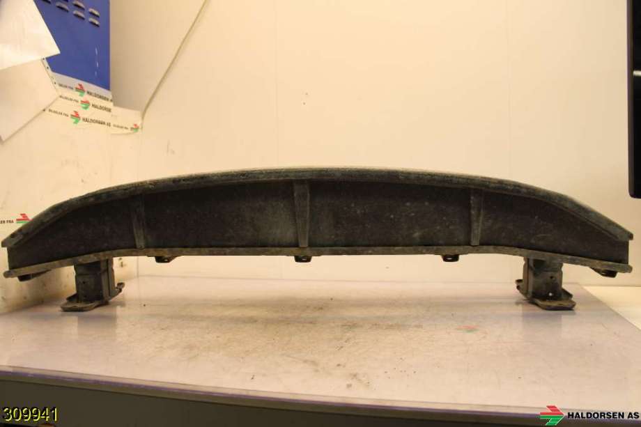 Støtfangerforsterkning foran til Toyota RAV4 2009-2013 (Type III, Fase 2)  (TOYOTA|5261842040|)