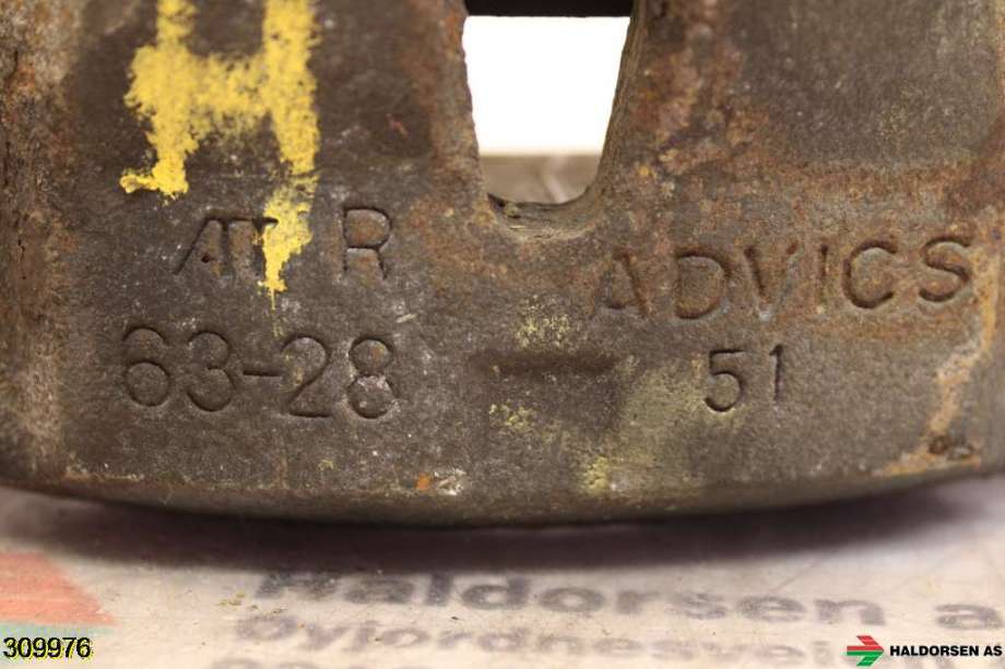 Bremsecaliper høyre foran til Toyota RAV4 2009-2013 (Type III, Fase 2)  (TOYOTA|4772142091|)