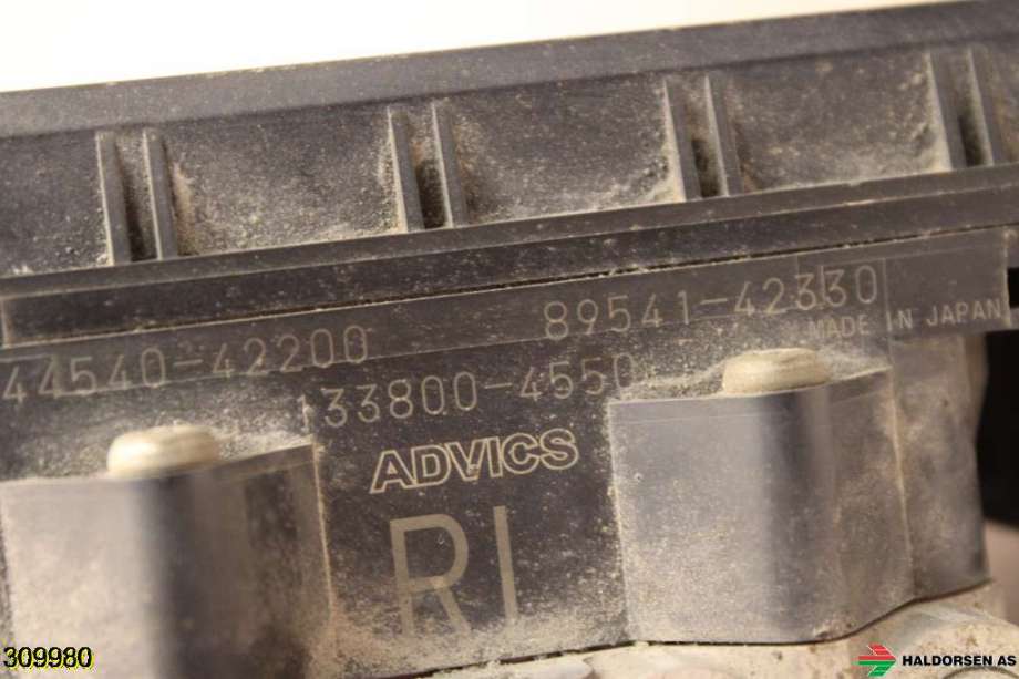 ABS sentral til Toyota RAV4 2009-2013 (Type III, Fase 2)  (TOYOTA|)