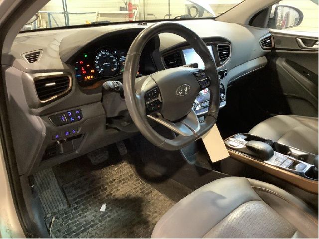 Dashbord til Hyundai Ioniq Electric, 2016-2019 (Fase 1) (HYUNDAI|84710G 2300T9Y)