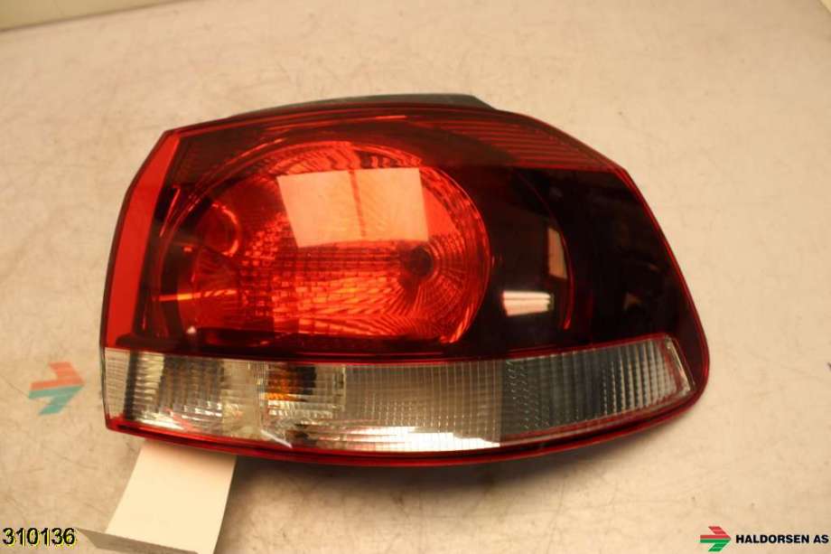Baklykt høyre til VW Golf VI 2008-2012  (VOLKSWAGEN|5K0 945 096 M|)
