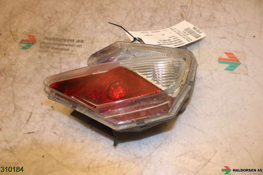 Baklykt fra støtfanger til Toyota RAV4 2016-2019 (Type IV, Fase 2)  (TOYOTA|8145642060|8149042060|)