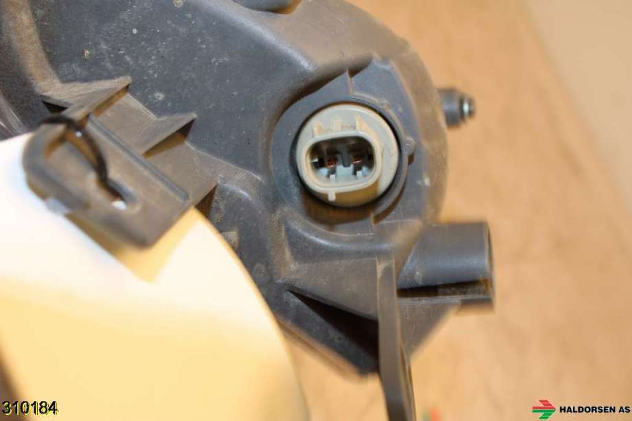 Baklykt fra støtfanger til Toyota RAV4 2016-2019 (Type IV, Fase 2)  (TOYOTA|8145642060|8149042060|)