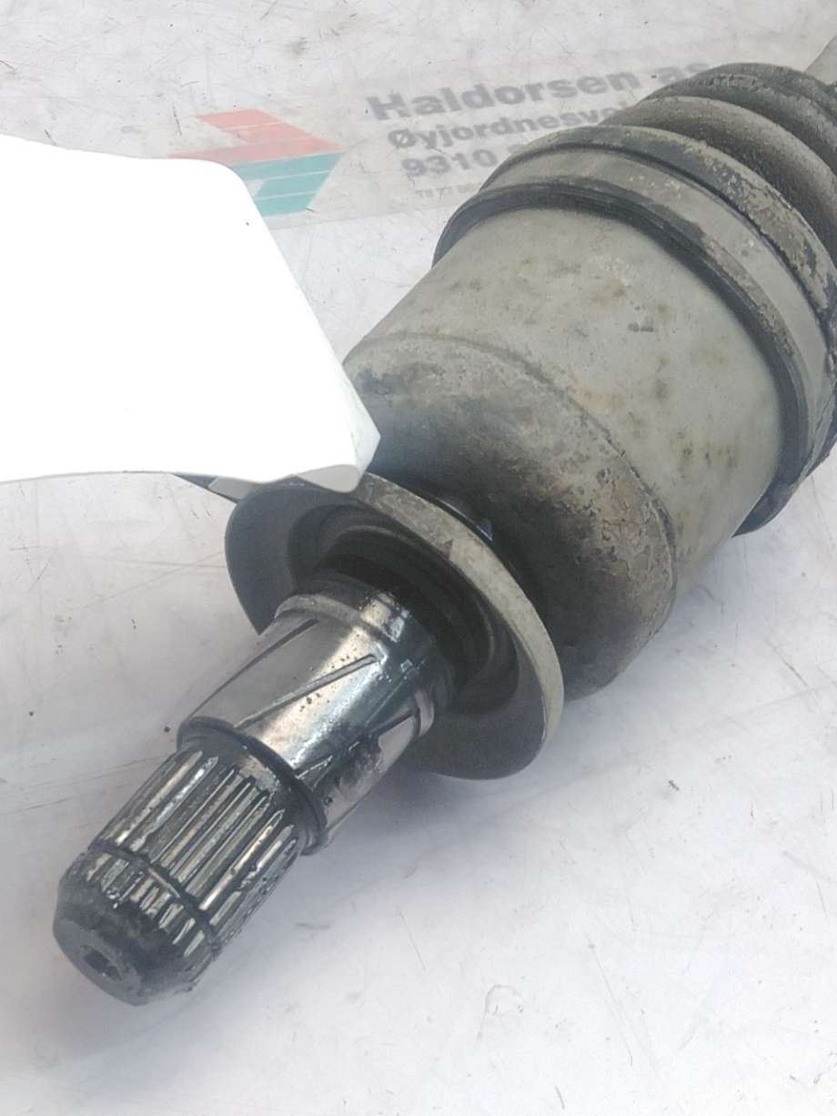 Drivaksel venstre bak til Subaru Forester 2008-2013 (Type III)  (SUBARU|28421SC020|)