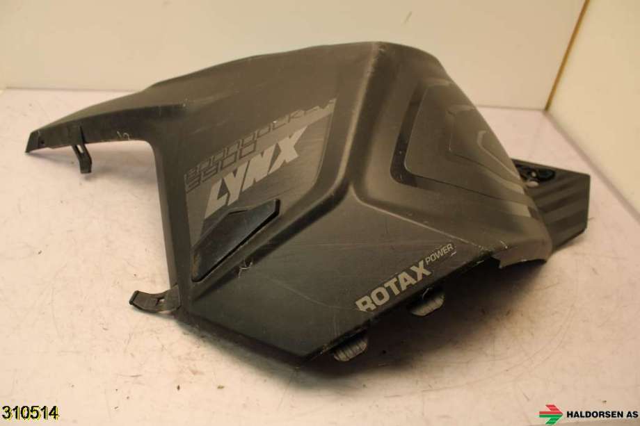 MC, Kåpe, venstre til Snøscooter Lynx øvrige 0-->>  (LYNX BOONDOCKER DS 3900 E-TEC||BOONDOCKER)