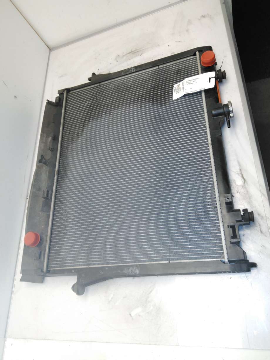 Radiator (manuell gir) til Isuzu D-Max 2012-2017 (Type II, Fase 1)  (ISUZU|8-98194-394-2||898192-9191)