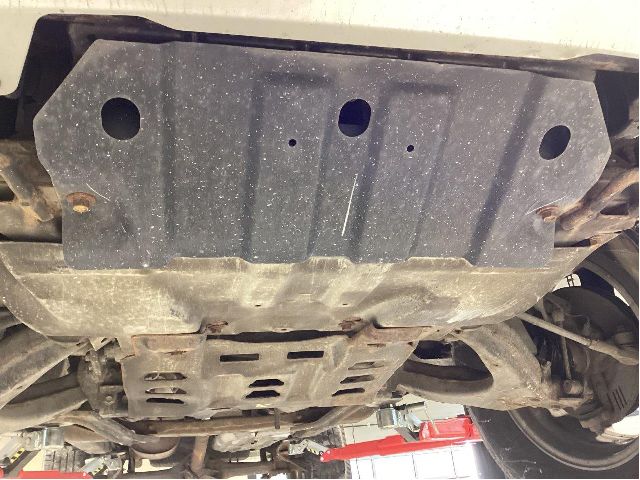 Motorplate under motor til Isuzu D-Max 2012-2017 (Type II, Fase 1)  (ISUZU|8-98102-133-3|)