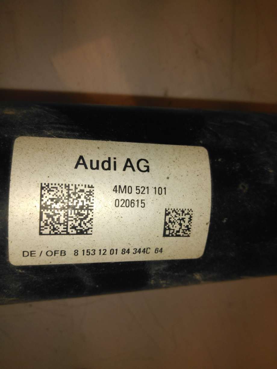 Mellomaksel til Audi Q7 2015-->> (Type II)  (AUDI|4M0 521 101|)