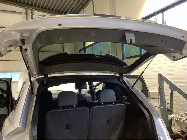 Bakluke til Audi Q7 2015-->> (Type II) (AUDI|4M0 827 025 C|)