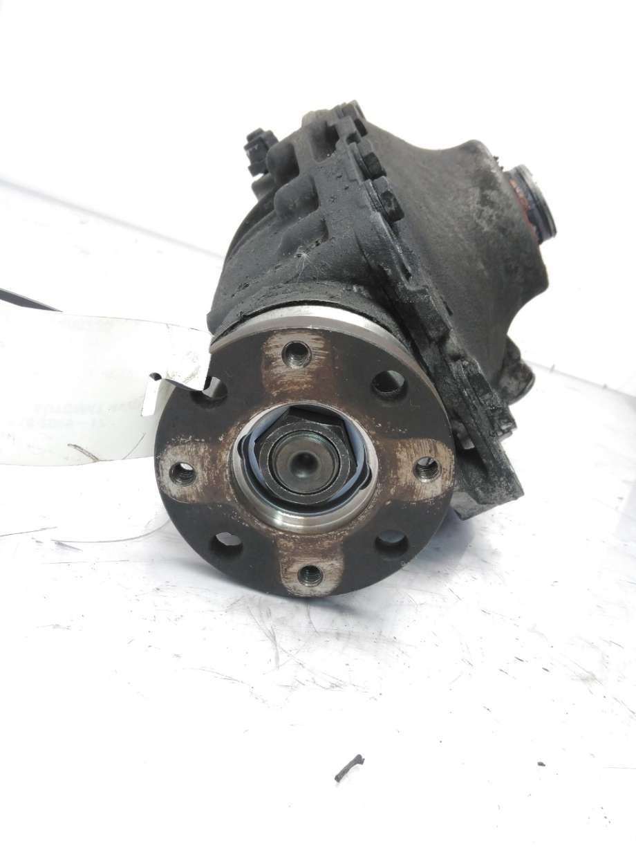 Kardang til BMW 5-Serie 2010-2017 (F10/F11) (F10/F11) (BMW|31 50 7 648 881|)