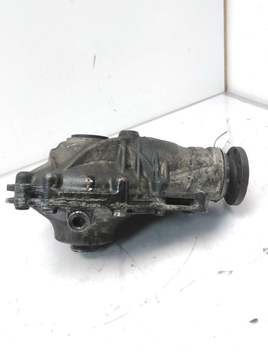 Kardang til BMW 5-Serie 2010-2017 (F10/F11) (F10/F11) (BMW|31 50 7 648 881|)