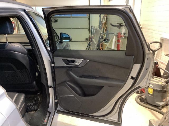 Dør høyre bak til Audi Q7 2015-->> (Type II) (AUDI|4M0 833 052 E|)