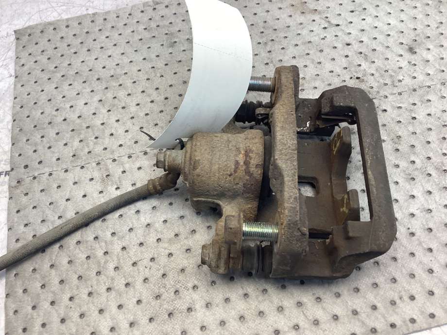 Bremsecaliper høyre bak til Nissan Pathfinder 2010-2014 (Fase 2) (R51) (R51) (NISSAN|)