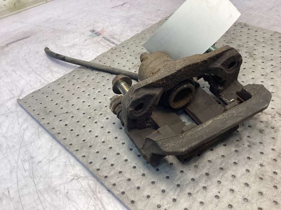 Bremsecaliper høyre bak til Nissan Pathfinder 2010-2014 (Fase 2) (R51) (R51) (NISSAN|)
