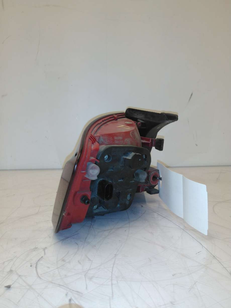Baklykt høyre til Audi A4 2007-2014 (Type IV) (B8) (B8) (AUDI|8K5 945 096 D|)