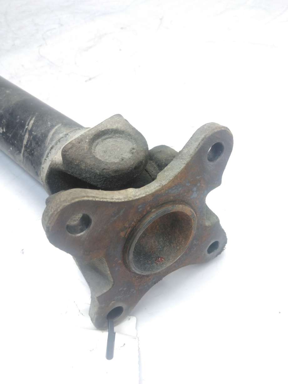 Mellomaksel fremre til Mitsubishi Pajero 2007-2016 (Type IV, Fase 1)  (MITSUBISHI|3401A296|)