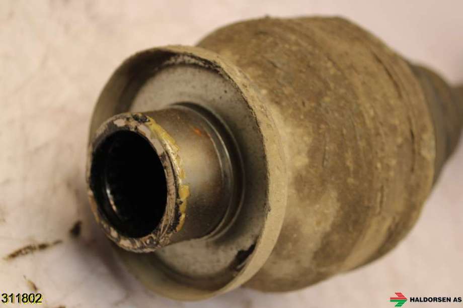 Drivaksel venstre foran til VW Transporter / Caravelle 2003-2009 (Fase 1) (T5) (T5) (VOLKSWAGEN|7E0 407 271 AS|)