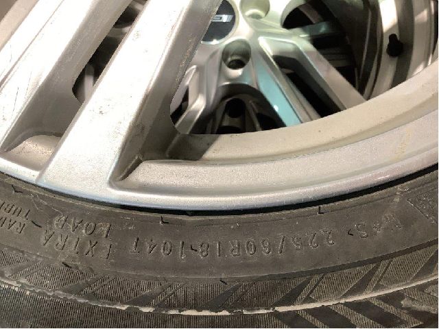Felgsett aluminium til Ford Mustang Mach-e 2020-->>  (FORD (US)|NOKIAN HAKKA 10 SUV|KBA51026|225/60R18 7MM 2021)