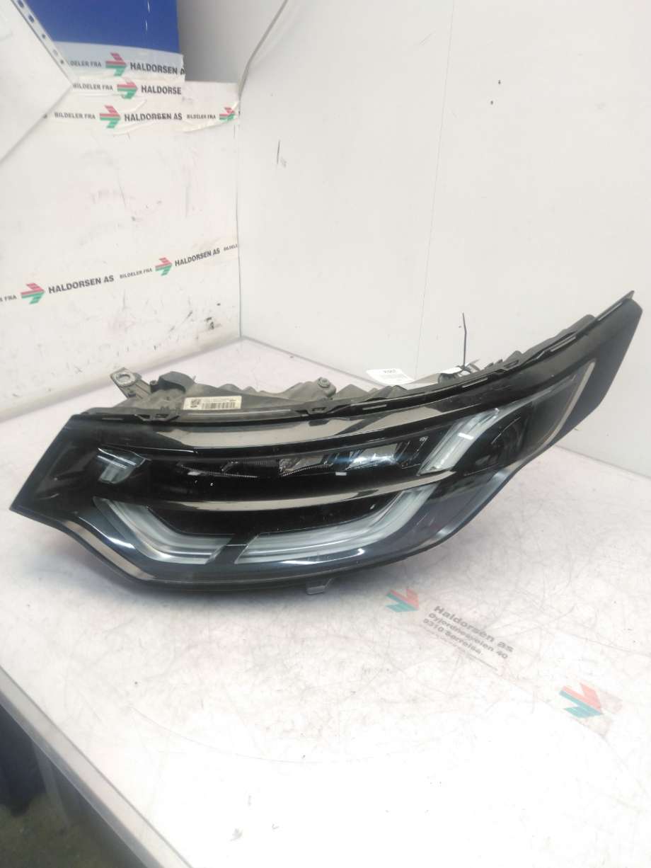Frontlykt venstre halogen til Land Rover Discovery 2017-->> (Type V) (LAND-ROVER|LR085644|)
