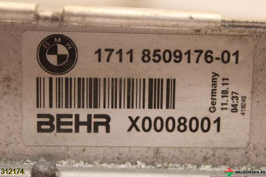 Radiator (automat gir) til BMW 5-Serie 2010-2017 (F10/F11) (F10/F11) (BMW|17 11 8 509 175|)