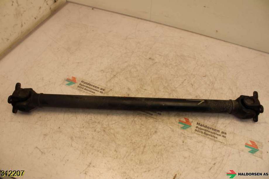 Mellomaksel fremre til BMW 5-Serie 2010-2017 (F10/F11) (F10/F11) (BMW|26 20 8 628 043|)